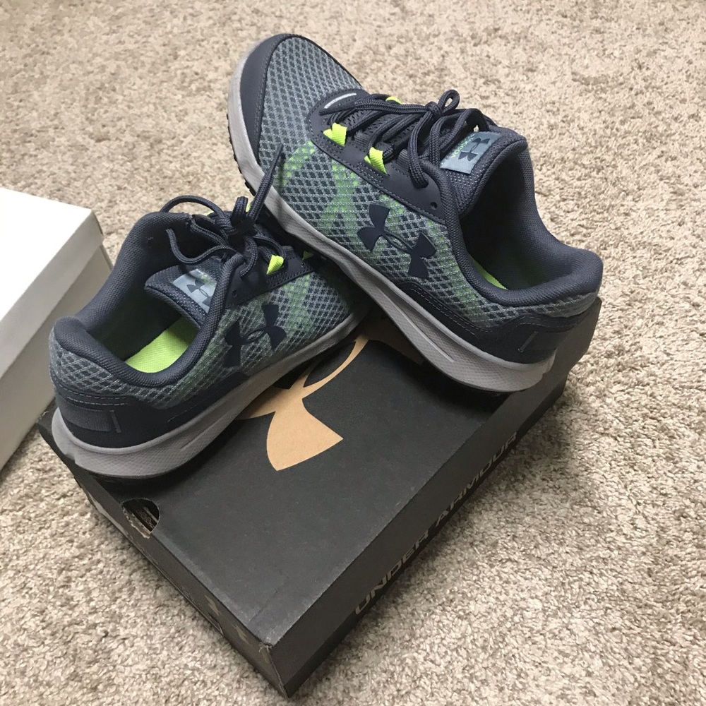 Under Armour Women’s sneakers